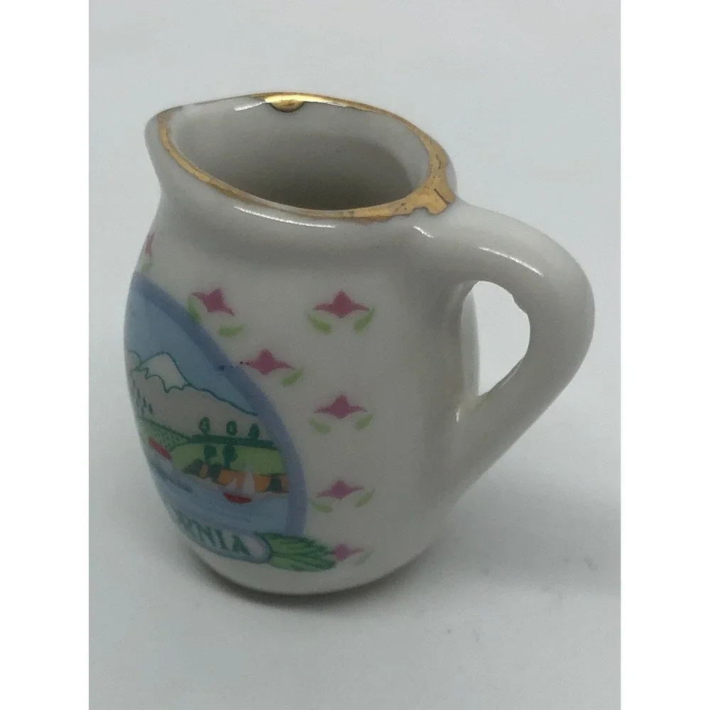Vintage CALIFORNIA Souvenir Tiny 1
